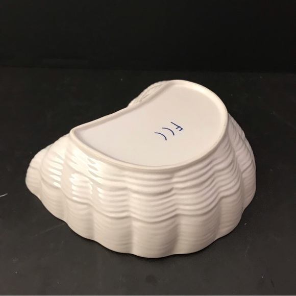 White FCC Finn Cavling Clausen shell bowl - Picture 3 of 11